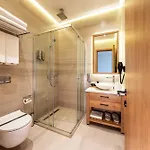Premier Lounge 호텔 5*