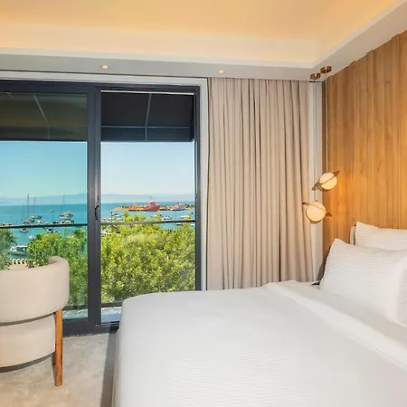 Premier Lounge 5*