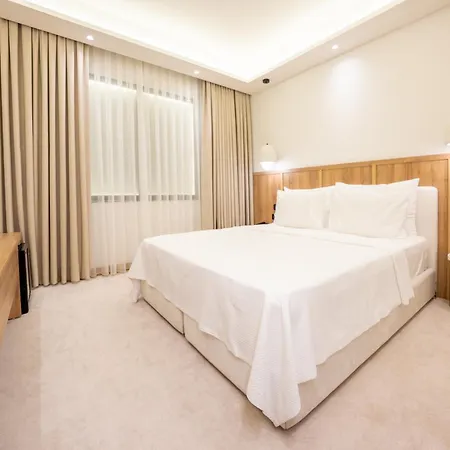 Premier Lounge ホテル 5*